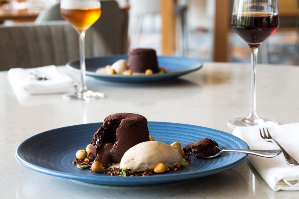 Nelly le Comte for Elements of Byron Photography